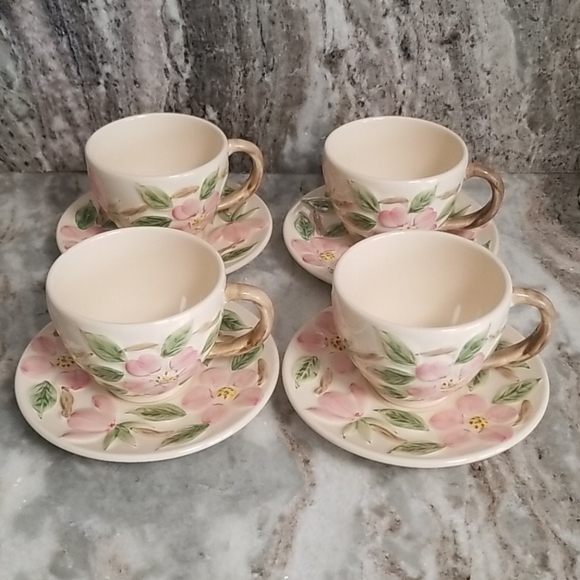 Franciscan Other - Franciscan Desert Rose cups & saucers 🌹